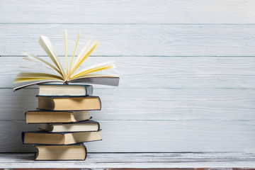 员工需改进方面怎么写