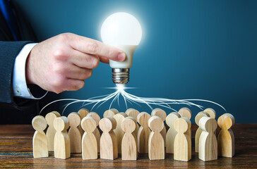 员工需改进方面怎么写