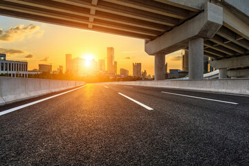 三年级共读书目推荐必读