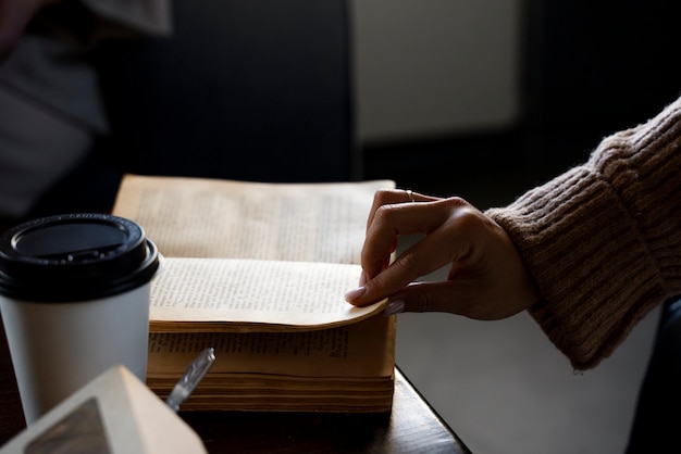 姐妹聚会发朋友圈说说